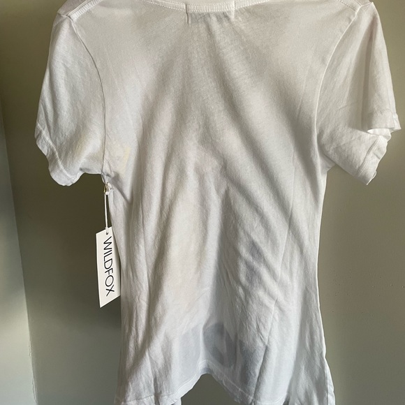 ❌SOLD❌NWT Wildfox Sweet Love Vneck Top Tee - Picture 2 of 5